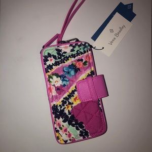 Vera Bradley Smartphone Wristlet
